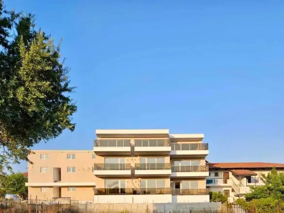 2-bedroom Duplex In Nea Propontida, Greece (90 M²)