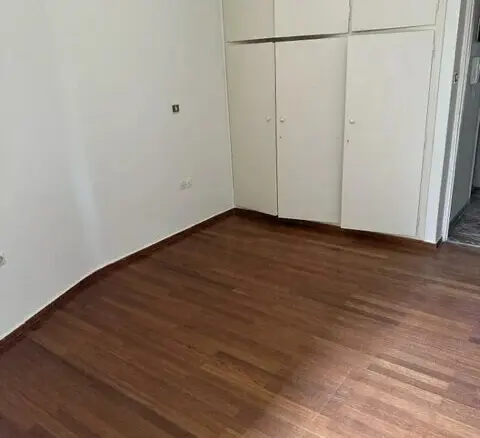 Flat In Greece (67 M²)