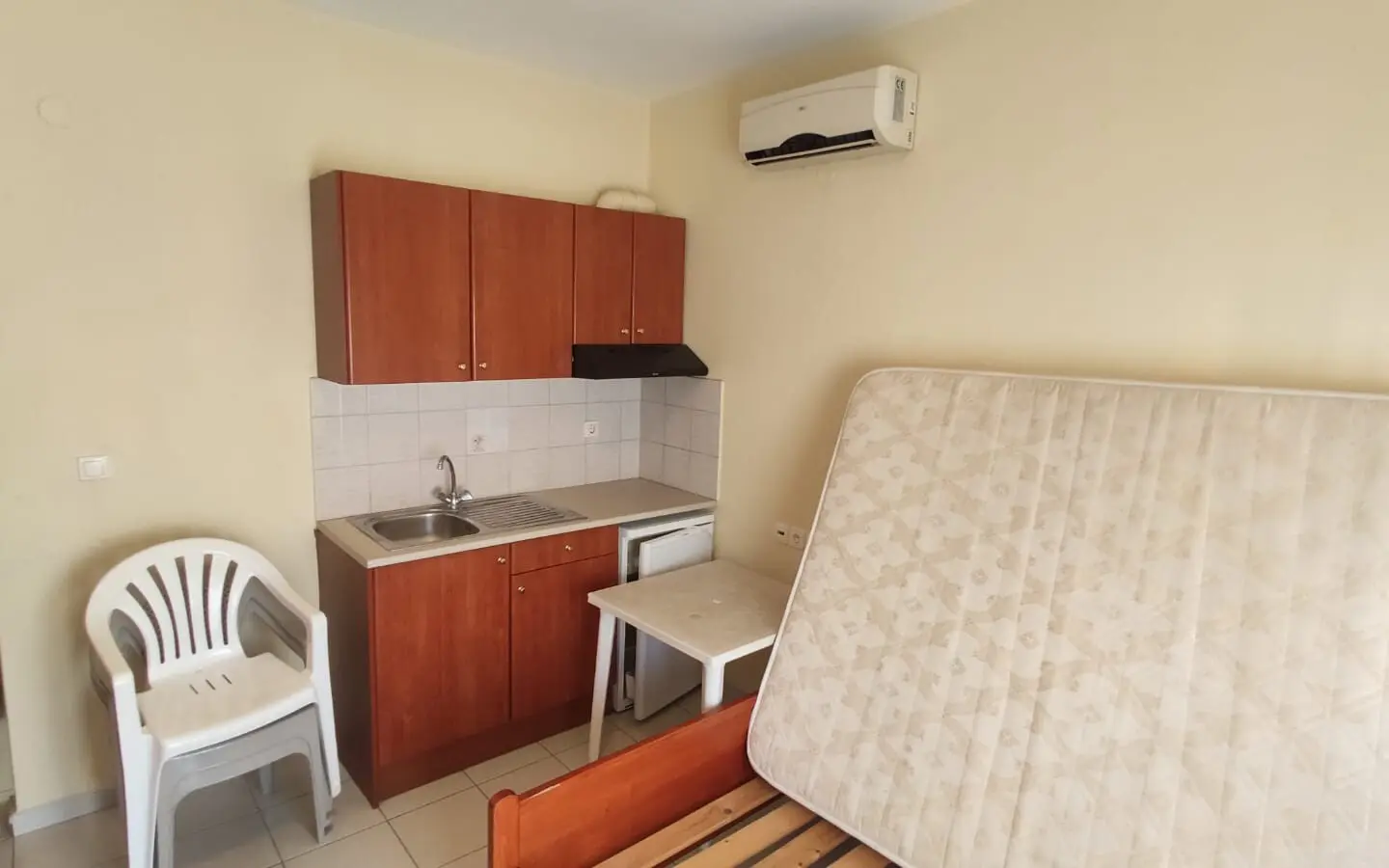 14-bedroom Hotel In Katerini, Greece (480 M²)