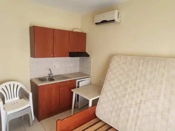 14-bedroom Hotel In Katerini, Greece (480 M²)