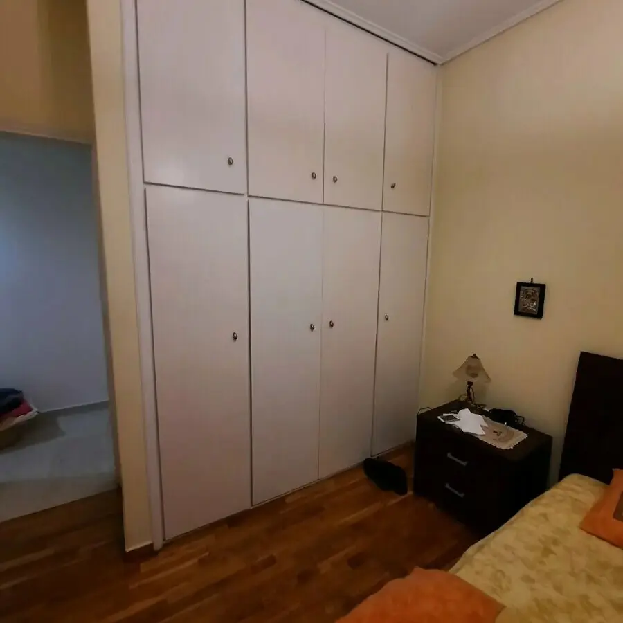 Flat In Greece (73 M²)