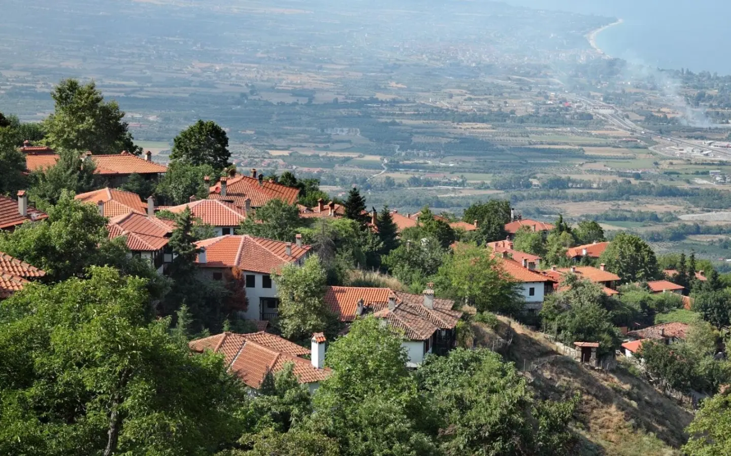 3-bedroom Flat In Easts Olimpos, Greece (99 M²)