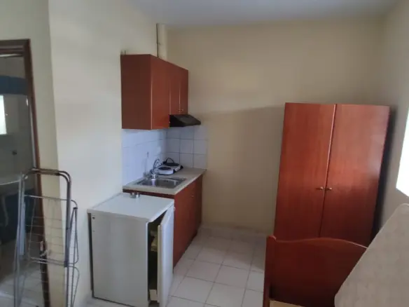 14-bedroom Hotel In Katerini, Greece (480 M²)