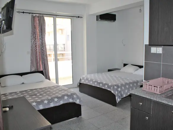 9-bedroom Hotel In Katerini, Greece (300 M²)