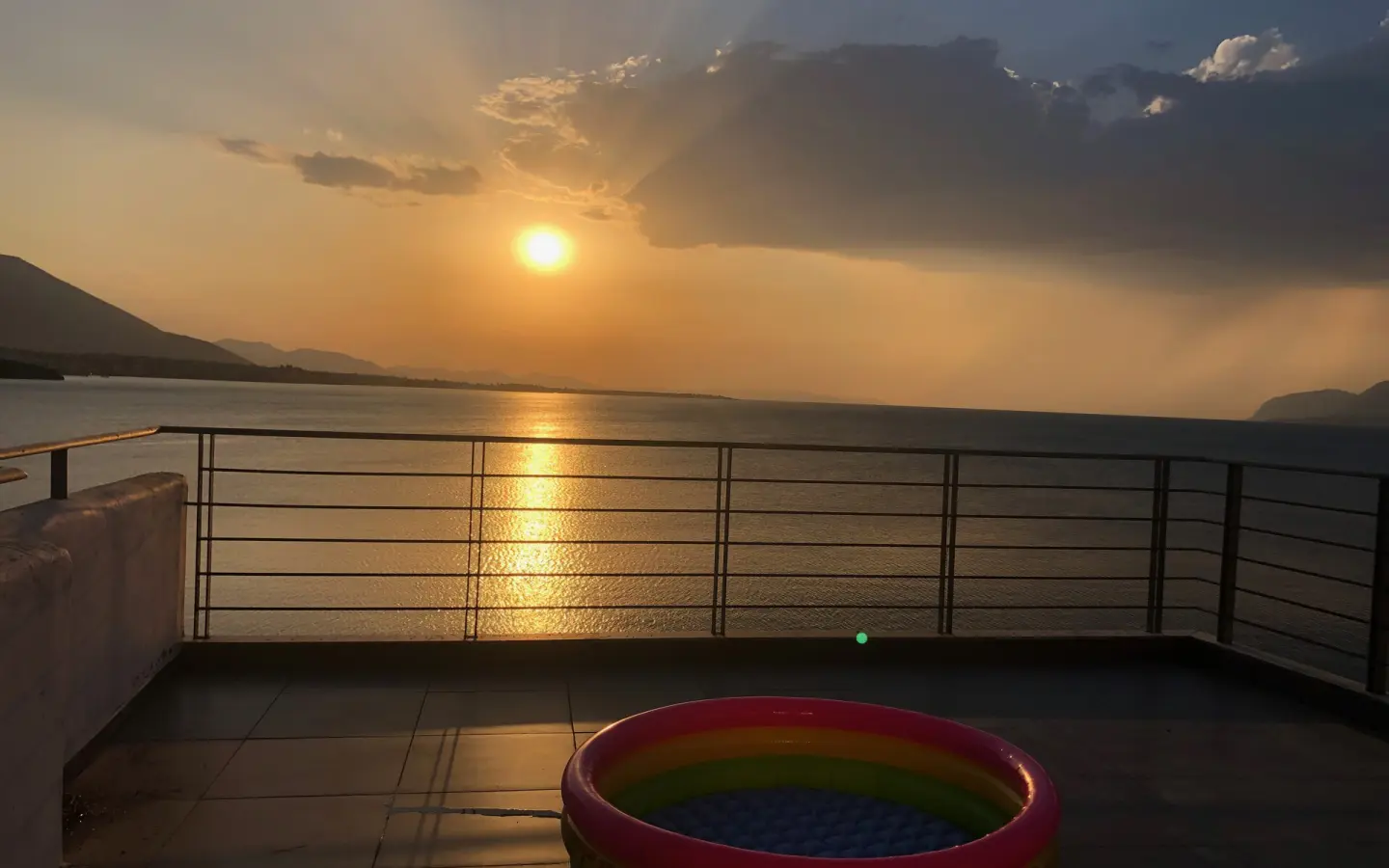 Flat In Greece (1.406 M²)