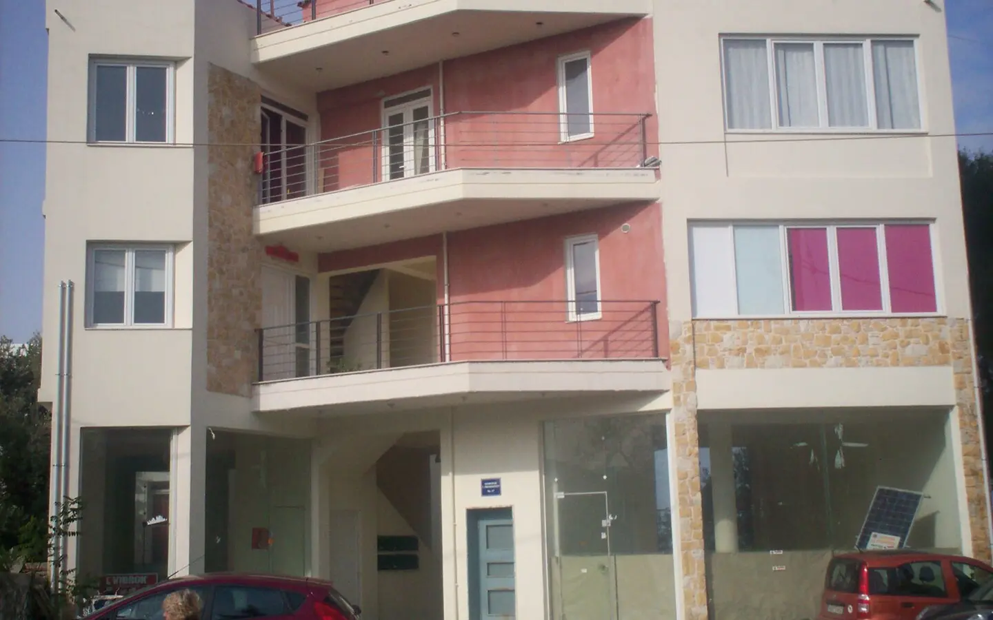 Flat In Greece (1.406 M²)
