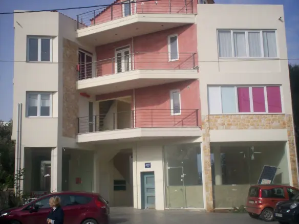 Flat In Greece (1.406 M²)