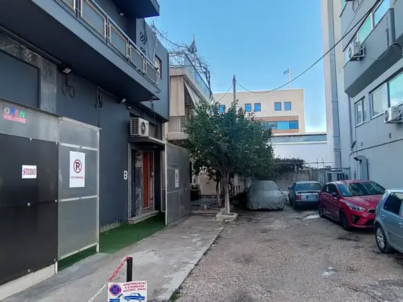 Flat In Greece (405 M²)