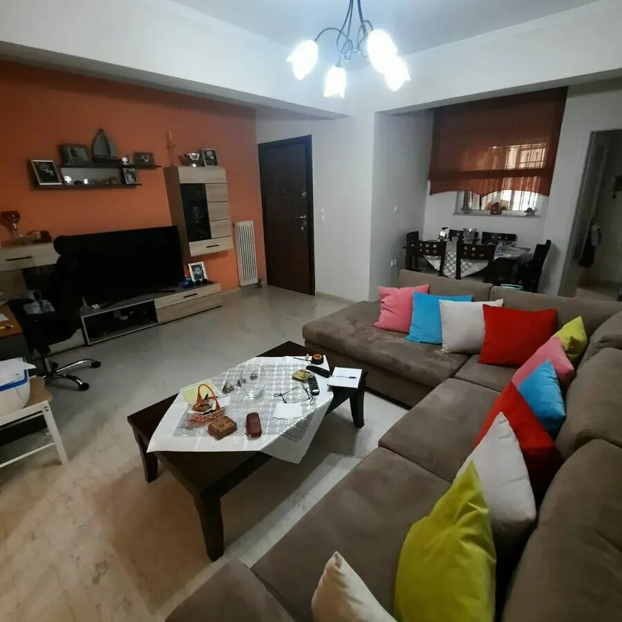 Flat In Greece (73 M²)