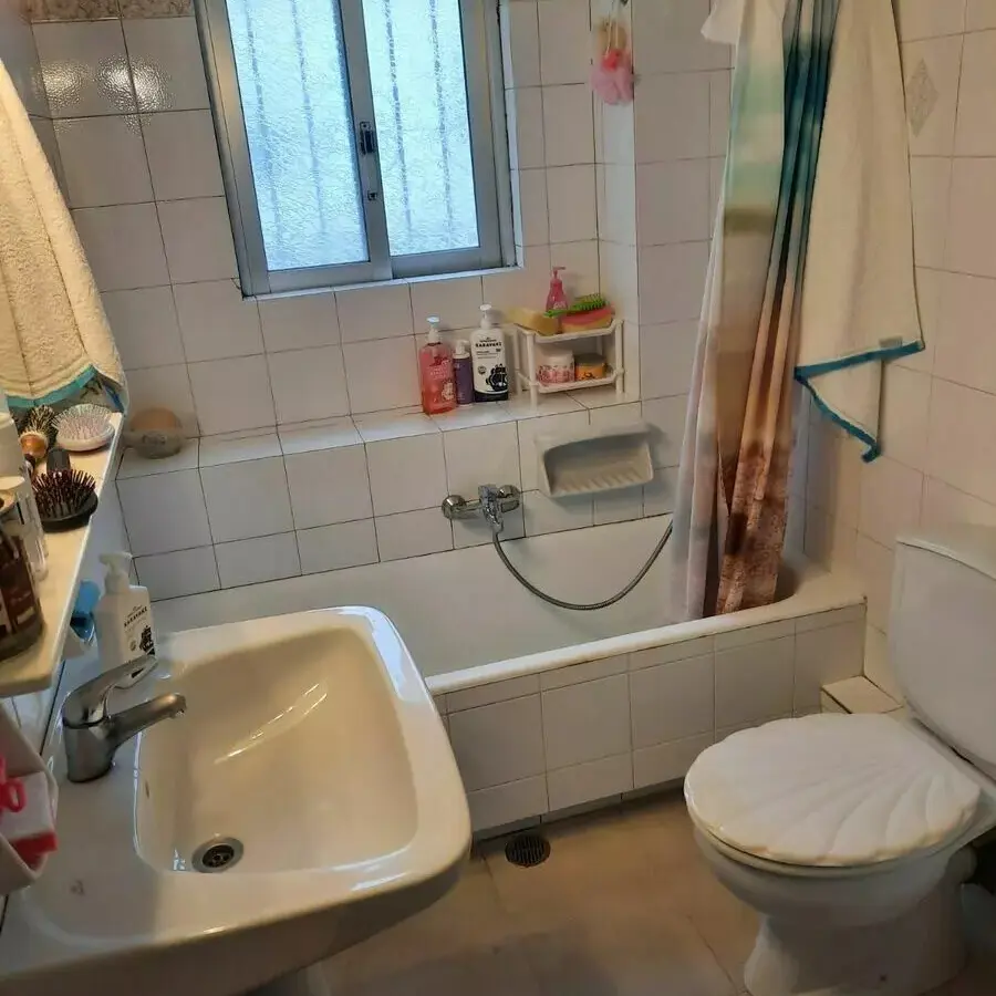 Flat In Greece (73 M²)