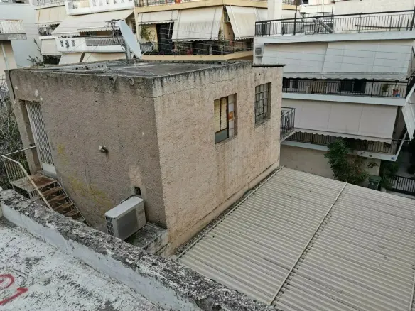 Flat In Agios Dimitrios, Greece (187 M²)