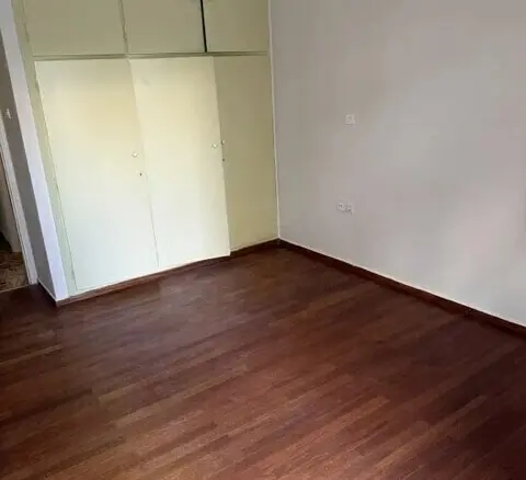 Flat In Greece (67 M²)
