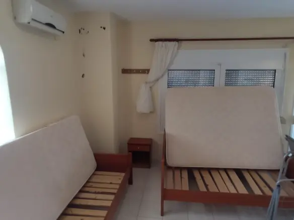 14-bedroom Hotel In Katerini, Greece (480 M²)