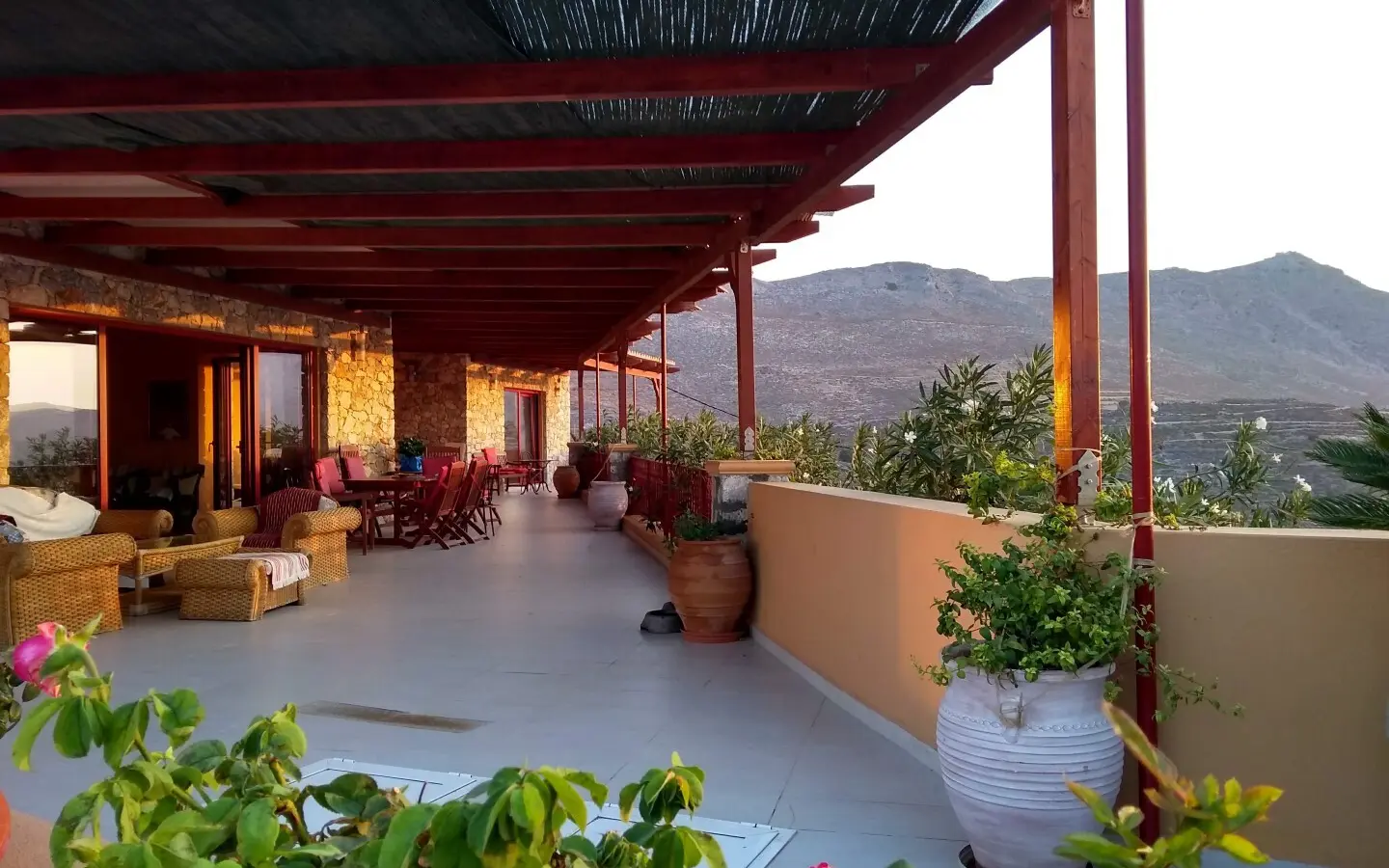 Business In Greece (402 M²)