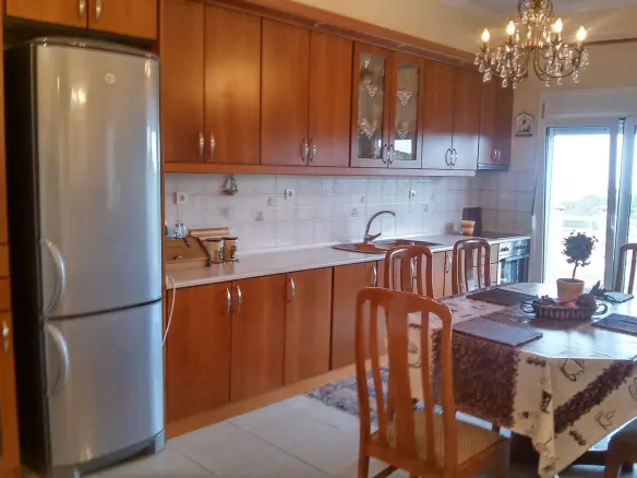 3-bedroom Flat In Easts Olimpos, Greece (99 M²)