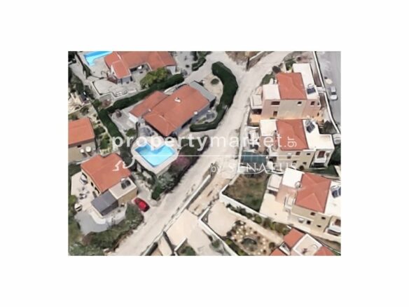 Villa 660 M²