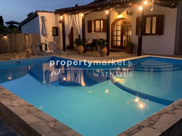 Villa 660 M²