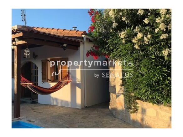 Villa 660 M²
