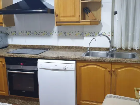 3-bedroom Flat In Elche, Spain (110 M²)