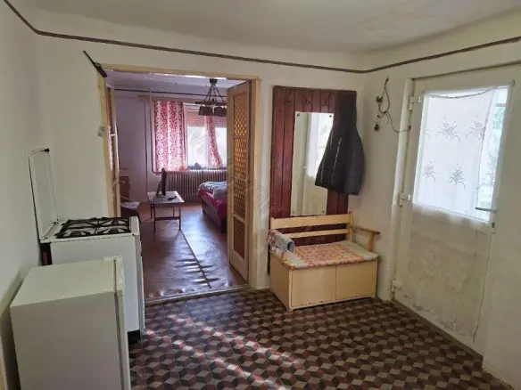 House In Gyulaj, Tolna