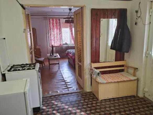 House In Gyulaj, Tolna