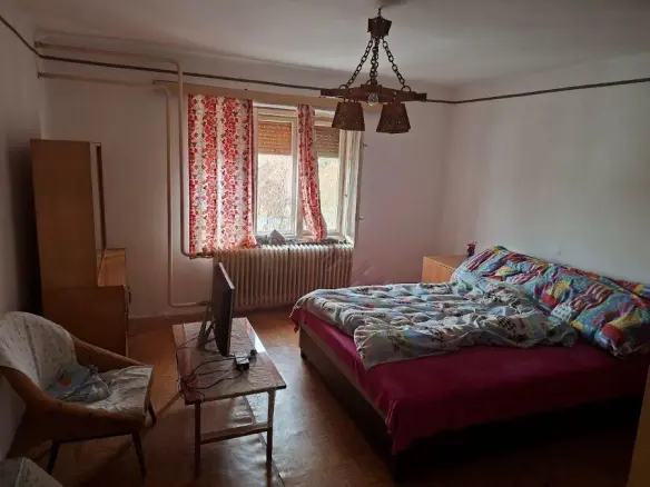 House In Gyulaj, Tolna