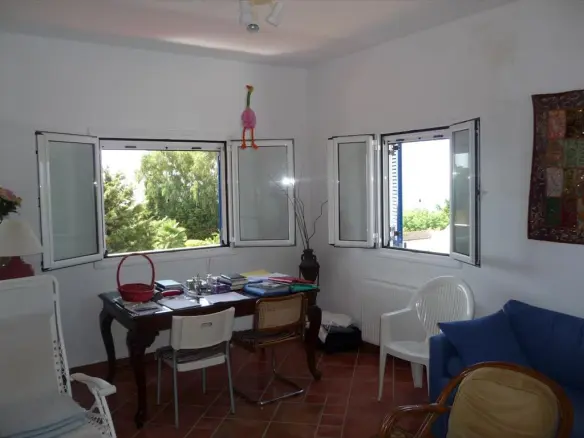 Complex In Kastro Killinis, Greece (332 M²)