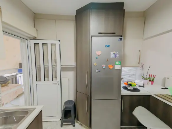 Flat In Greece (78 M²)