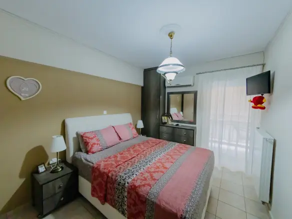 Flat In Greece (78 M²)