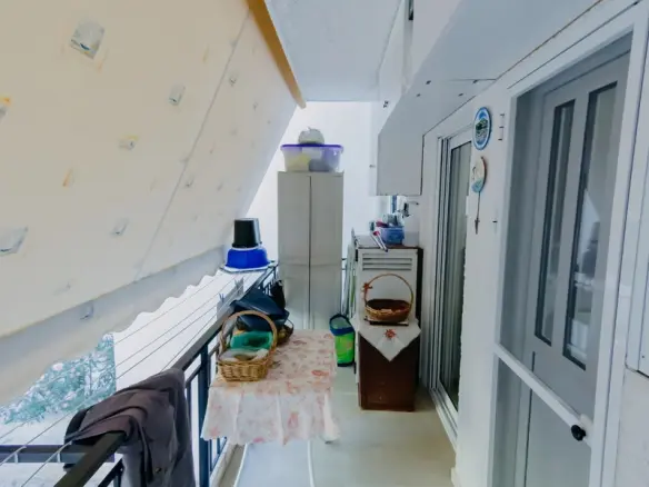 Flat In Greece (78 M²)