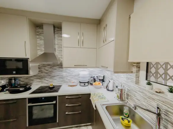 Flat In Greece (78 M²)