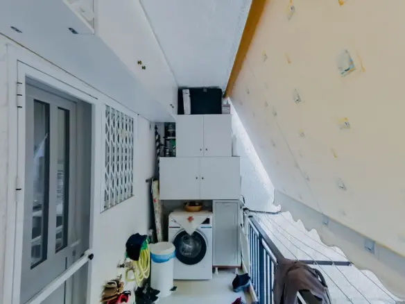 Flat In Greece (78 M²)