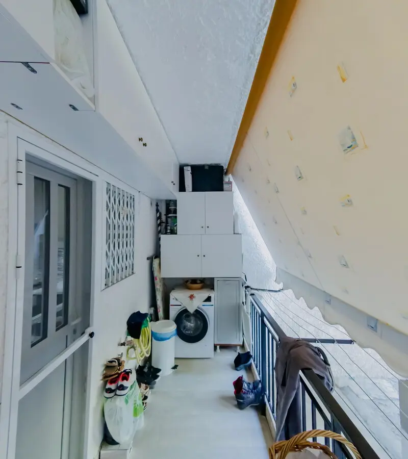 Flat In Greece (78 M²)