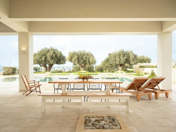 Exceptional Hilltop 7-bedroom Luxury Villa With Endless Views, Premium Amenities – Near Heraklion