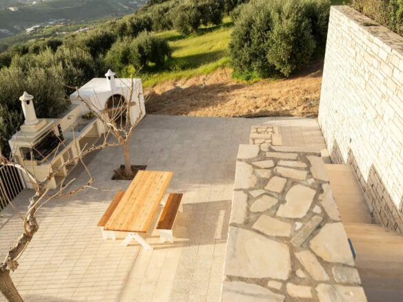 Exceptional Hilltop 7-bedroom Luxury Villa With Endless Views, Premium Amenities – Near Heraklion
