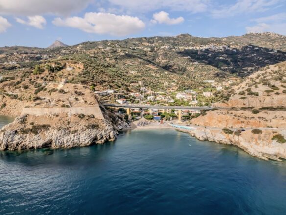 Modern 3-bedroom Seaview Villa With Pool In Paleokastro, Near Heraklion