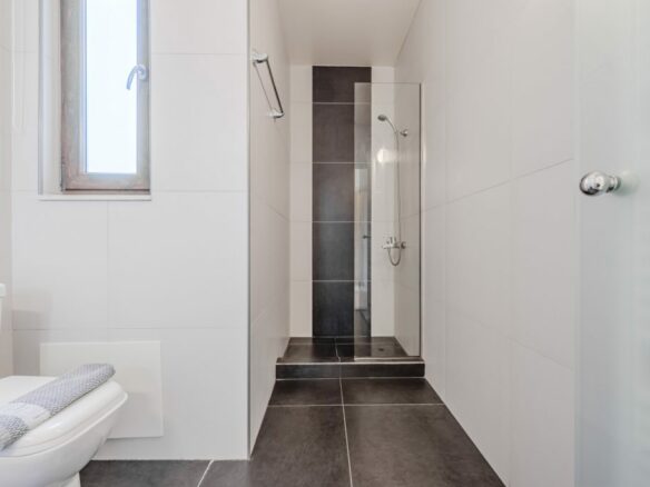 Modern 3-bedroom Seaview Villa With Pool In Paleokastro, Near Heraklion