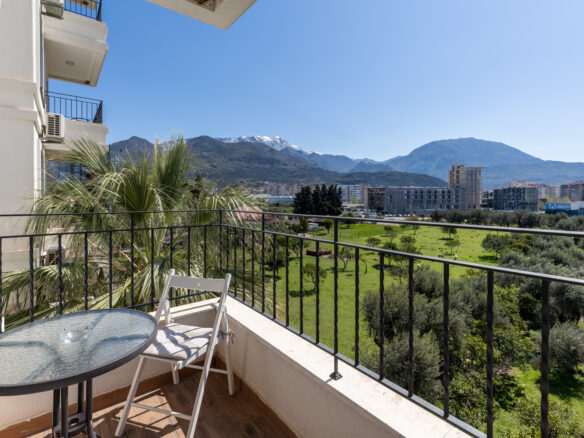 Studio Of 32 M² In Bar, Montenegro