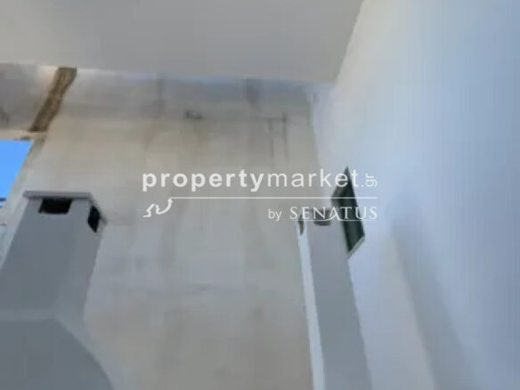 Apartment Of 180 M²