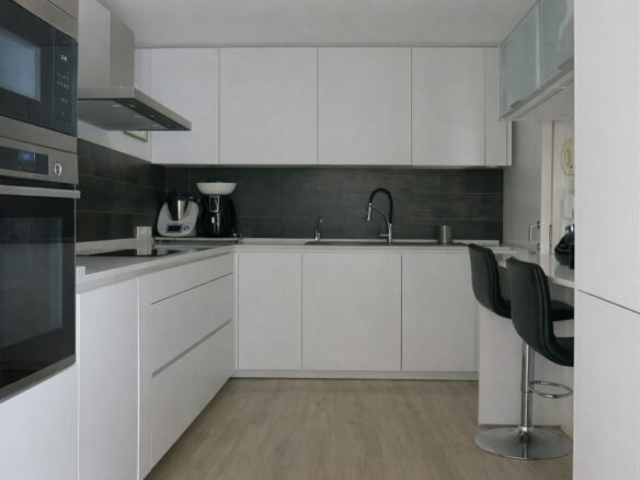 Semi-detached Property Of 203 M² With Pool In Puerto De La Cruz, Tenerife