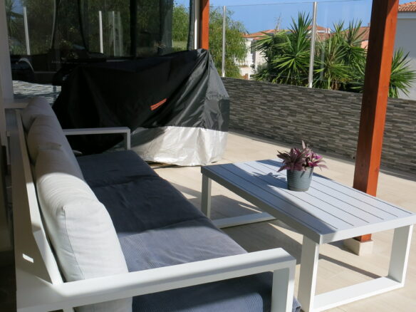 Semi-detached Property Of 203 M² With Pool In Puerto De La Cruz, Tenerife