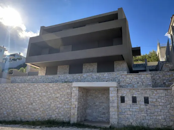 5-bedroom Villa In Nea Makri, Greece (525 M²)
