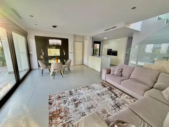 3-bedroom Villa In Rojales, Spain (125 M²)