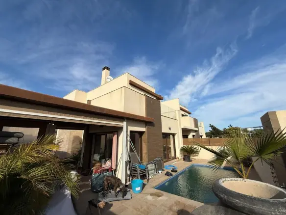 3-bedroom Villa In Los Montesinos, Spain (110 M²)