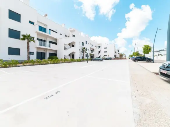 3-bedroom Apartment In Pilar De La Horadada, Spain (80 M²)
