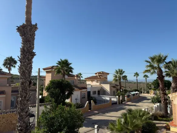 3-bedroom Villa In San Miguel De Salinas, Spain (170 M²)