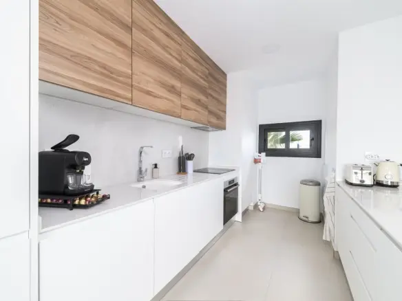 3-bedroom Apartment In Pilar De La Horadada, Spain (80 M²)