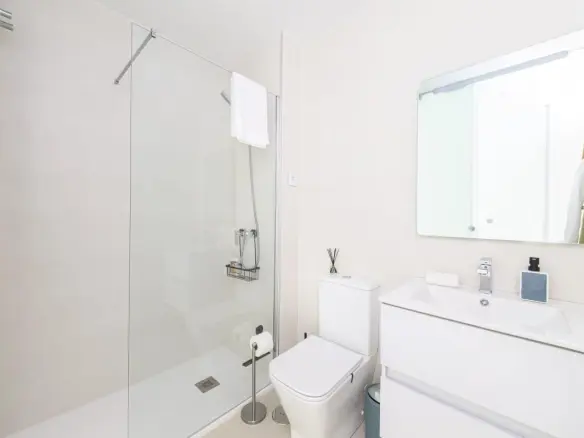 3-bedroom Apartment In Pilar De La Horadada, Spain (80 M²)