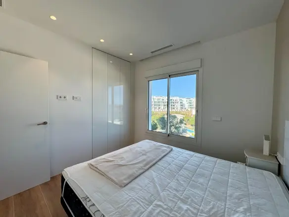 3-bedroom Apartment In Orihuela, Spain (203 M²)