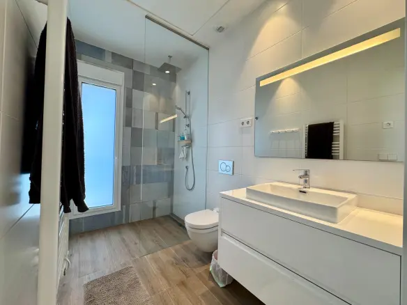 3-bedroom Apartment In Orihuela, Spain (203 M²)